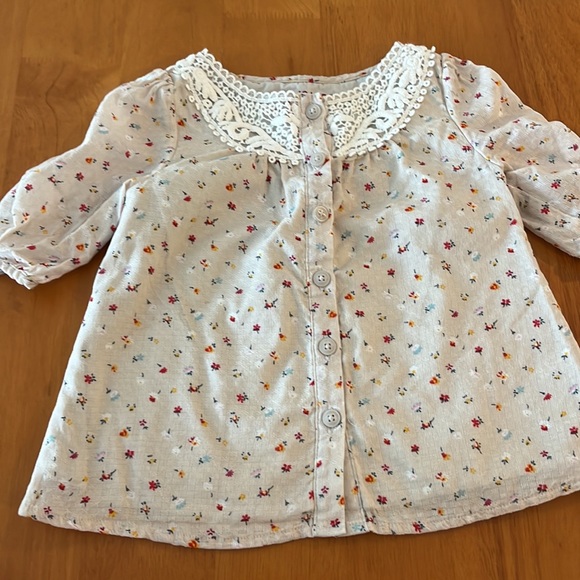 2t adorable little set - Picture 2 of 6